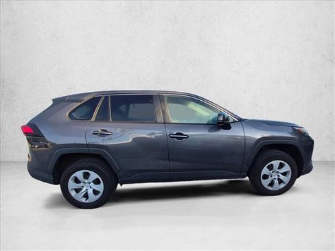 Used 2023 Toyota RAV4 LE FWD image 4