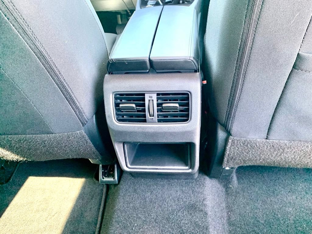 Used 2026 Nissan Rogue S FWD image 24