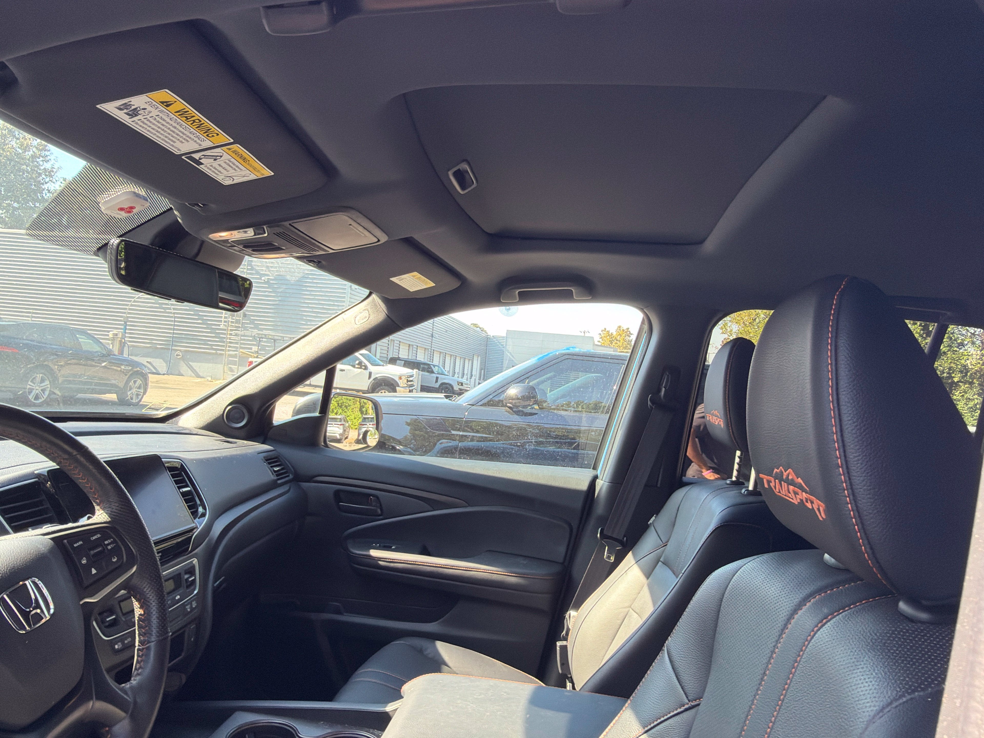 Used 2025 Honda Ridgeline TrailSport image 2