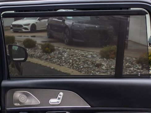 Used 2022 Mercedes-Benz GLS 450 4MATIC image 14