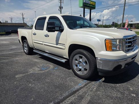 Used 2011 GMC Sierra 1500 SLE w/ Regional Value Package RWD image 4