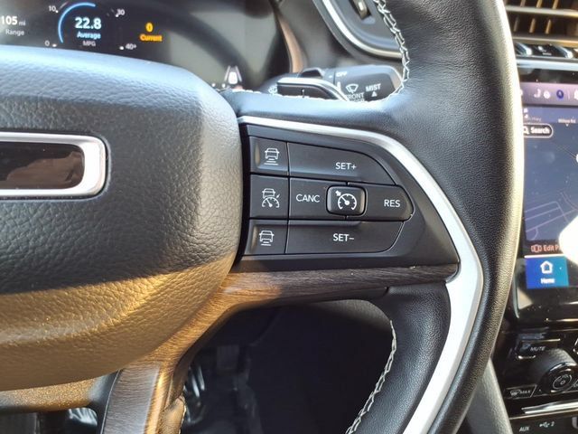 Used 2022 Jeep Grand Cherokee Limited AWD/4WD image 35