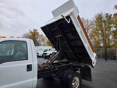 Used 2012 Ford F350 XL w/ Trailer Tow Pkg image 32
