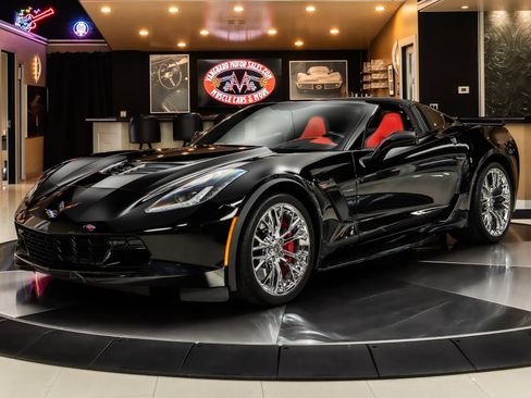Used 2017 Chevrolet Corvette Z06 image 1
