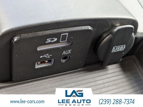Used 2015 RAM 3500 Laramie w/ Cold Weather Group AWD/4WD image 28
