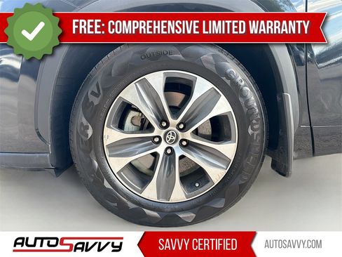 Used 2024 Toyota Highlander XLE image 33