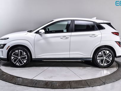 Used 2023 Hyundai Kona SE w/ Cargo Package