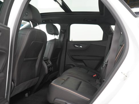 Used 2019 Chevrolet Blazer Premier w/ Sun and Wheels Package AWD/4WD image 18