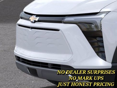 New 2025 Chevrolet Blazer EV LT AWD/4WD image 13