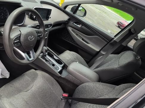 Used 2020 Hyundai Santa Fe SE FWD image 12
