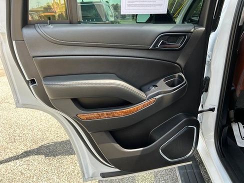 Used 2020 Chevrolet Tahoe Premier w/ Premier Plus Edition image 13