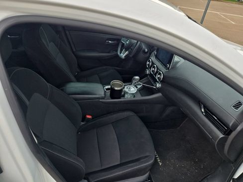 Used 2020 Nissan Sentra SV w/ Electronics Package FWD image 7