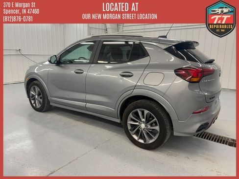 Used 2023 Buick Encore GX Select w/ Sport Touring Package FWD image 3