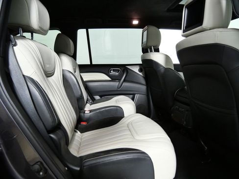 Used 2019 INFINITI QX80 Limited w/ All-Season Package AWD/4WD image 12