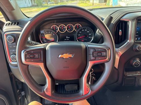 Used 2020 Chevrolet Silverado 1500 LT w/ Trailering Package image 13