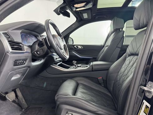 Used 2023 BMW X5 xDrive45e w/ Luxury Seating Package AWD/4WD image 4