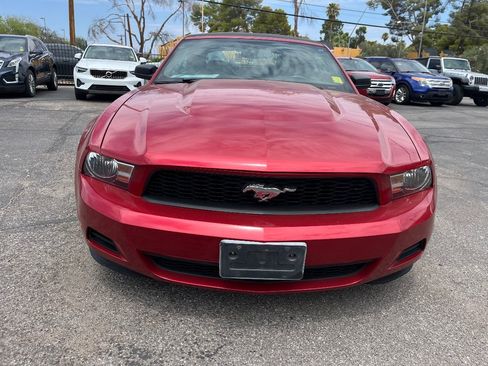 Used 2010 Ford Mustang Premium RWD image 8
