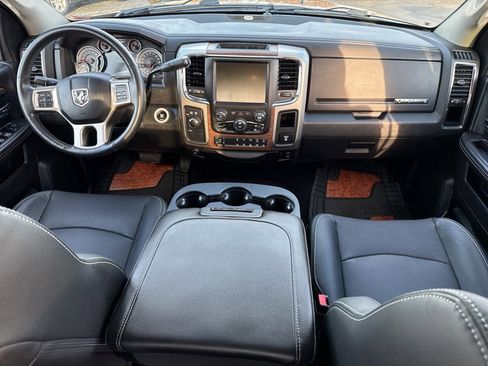 Used 2016 RAM 2500 Laramie w/ Convenience Group image 14