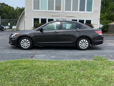 Used 2012 Honda Accord LX image 2