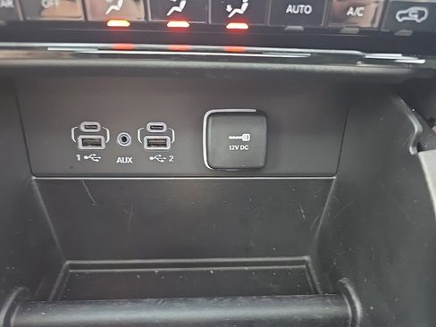 New 2025 Jeep Grand Cherokee 4WD image 30