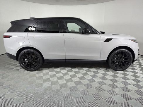 New 2026 Land Rover Range Rover Sport SE image 6
