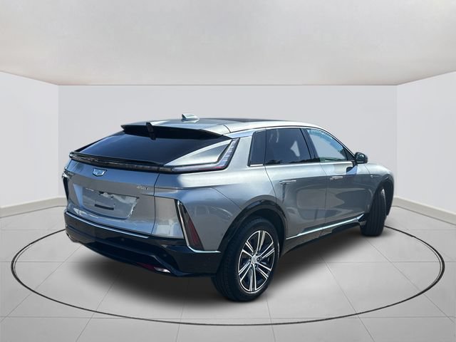 Certified 2024 Cadillac Lyriq Luxury RWD image 11
