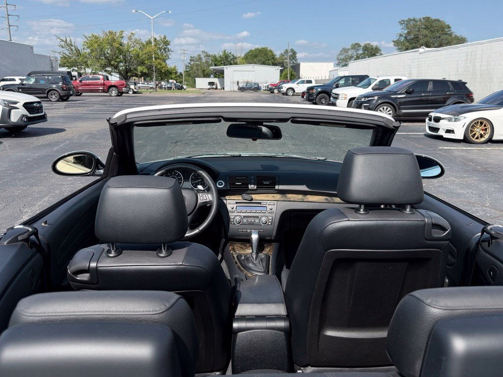 Used 2009 BMW 135i Convertible RWD image 15