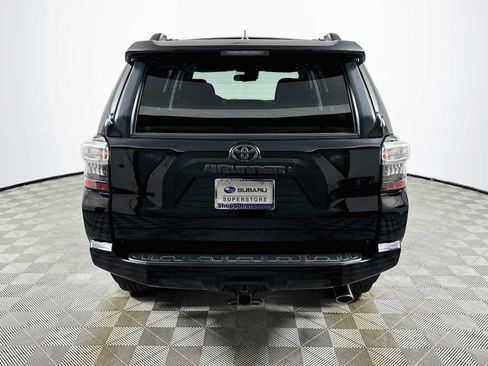 Used 2022 Toyota 4Runner SR5 AWD/4WD image 6