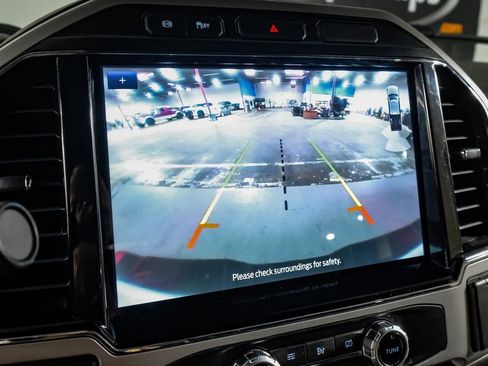 Used 2022 Ford F350 Lariat w/ Lariat Ultimate Package image 21