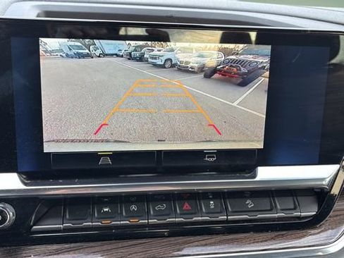 Used 2023 Chevrolet Silverado 1500 RST w/ Z71 Off-Road Package image 17