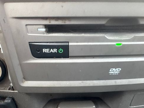 Used 2016 Honda Odyssey SE image 18