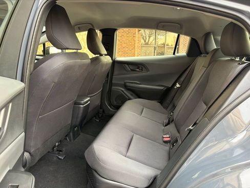 Used 2025 Toyota Prius LE image 33