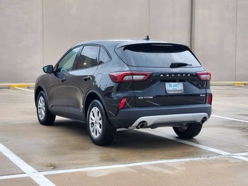 Certified 2025 Ford Escape Active AWD/4WD image 6