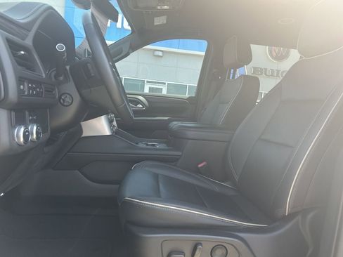 Used 2022 GMC Yukon SLT w/ SLT Luxury Package image 11