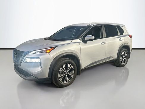 Used 2022 Nissan Rogue SV AWD/4WD image 3