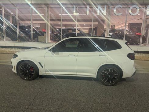 Used 2024 BMW X3 M40i w/ Premium Package image 9