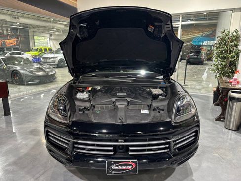 Used 2019 Porsche Cayenne S AWD/4WD image 22