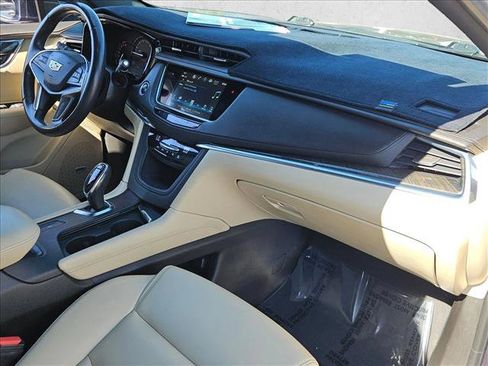 Used 2018 Cadillac XT5 FWD w/ LPO, Wheel Lock Package image 28