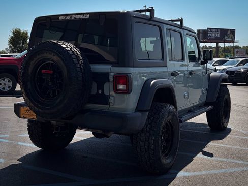 Used 2023 Jeep Wrangler Unlimited Sport AWD/4WD image 31