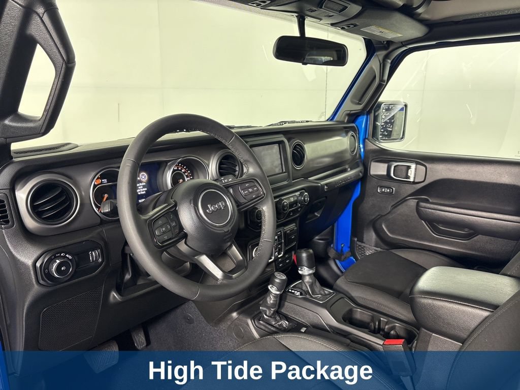 Used 2023 Jeep Wrangler Unlimited Sport AWD/4WD image 17