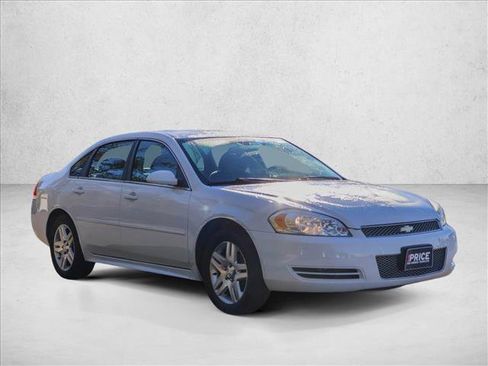 Used 2016 Chevrolet Impala LT image 3