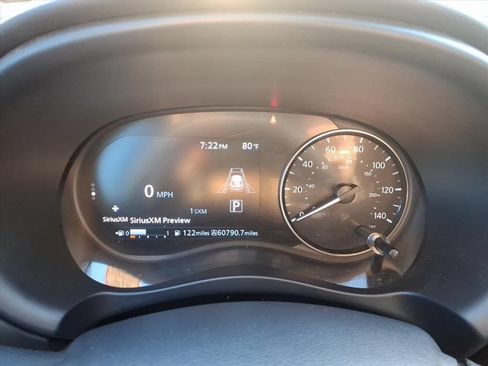 Used 2023 Nissan Kicks SR w/ SR Premium Package FWD image 14