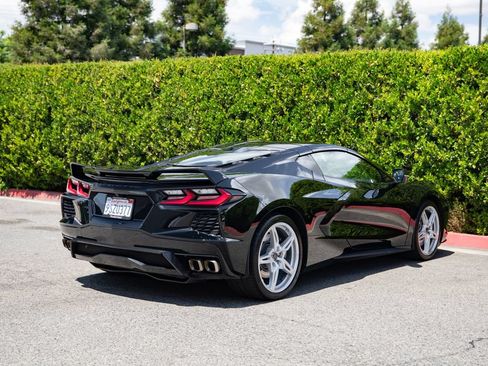 Used 2021 Chevrolet Corvette Stingray Preferred Cpe w/ Z51 Performance Package RWD image 7