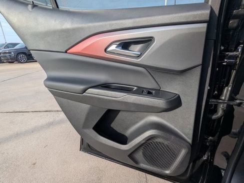 New 2026 Chevrolet Equinox EV RS image 7