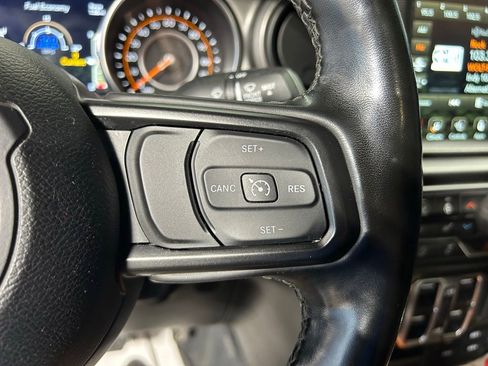 Used 2022 Jeep Gladiator Sport AWD/4WD image 20
