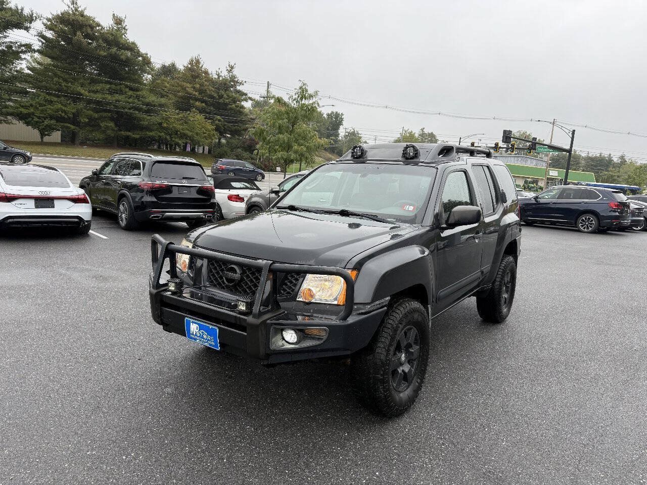 Used 2012 Nissan Xterra PRO-4X AWD/4WD image 2