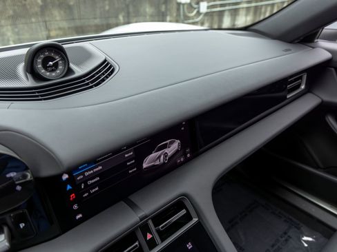 Certified 2025 Porsche Taycan RWD image 36