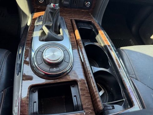 Used 2019 Nissan Armada Platinum w/ Captain's Chairs Package AWD/4WD image 4