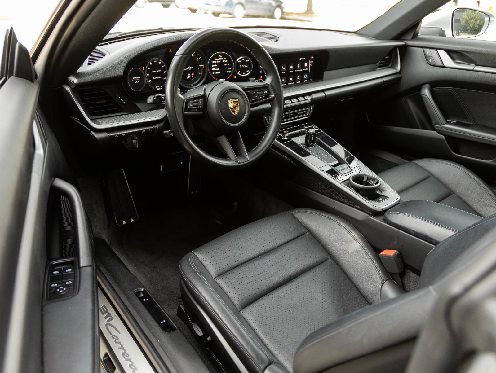 Certified 2022 Porsche 911 Carrera RWD image 4