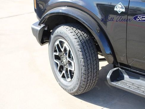 New 2025 Ford Bronco Outer Banks image 5